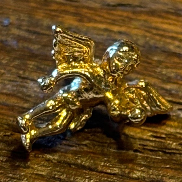 3 Gold Tone Cherub Angel Lapel Pins - Picture 8 of 10